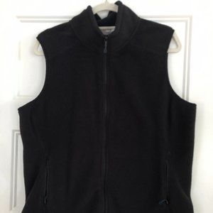 Vineyard Vines, black, fleece vest